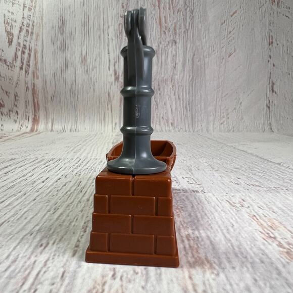 Vintage Style Mini Water Pump Brick Base Brown Trough Plastic Horse Toy FLAW - Picture 7 of 12
